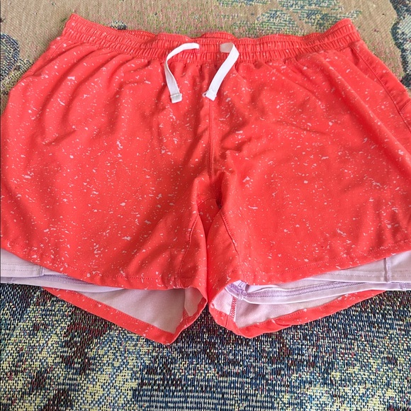 Brooks Women's Empower Her Moment 5" 2 in 1 Orange Shorts Size medium - Picture 4 of 6